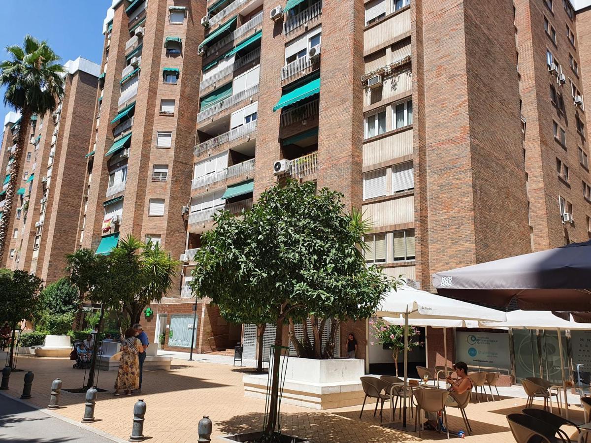 Apartamento Centro De Granada Vistas Fantasticas Y Un Parking Gratis Apartment Bagian luar foto